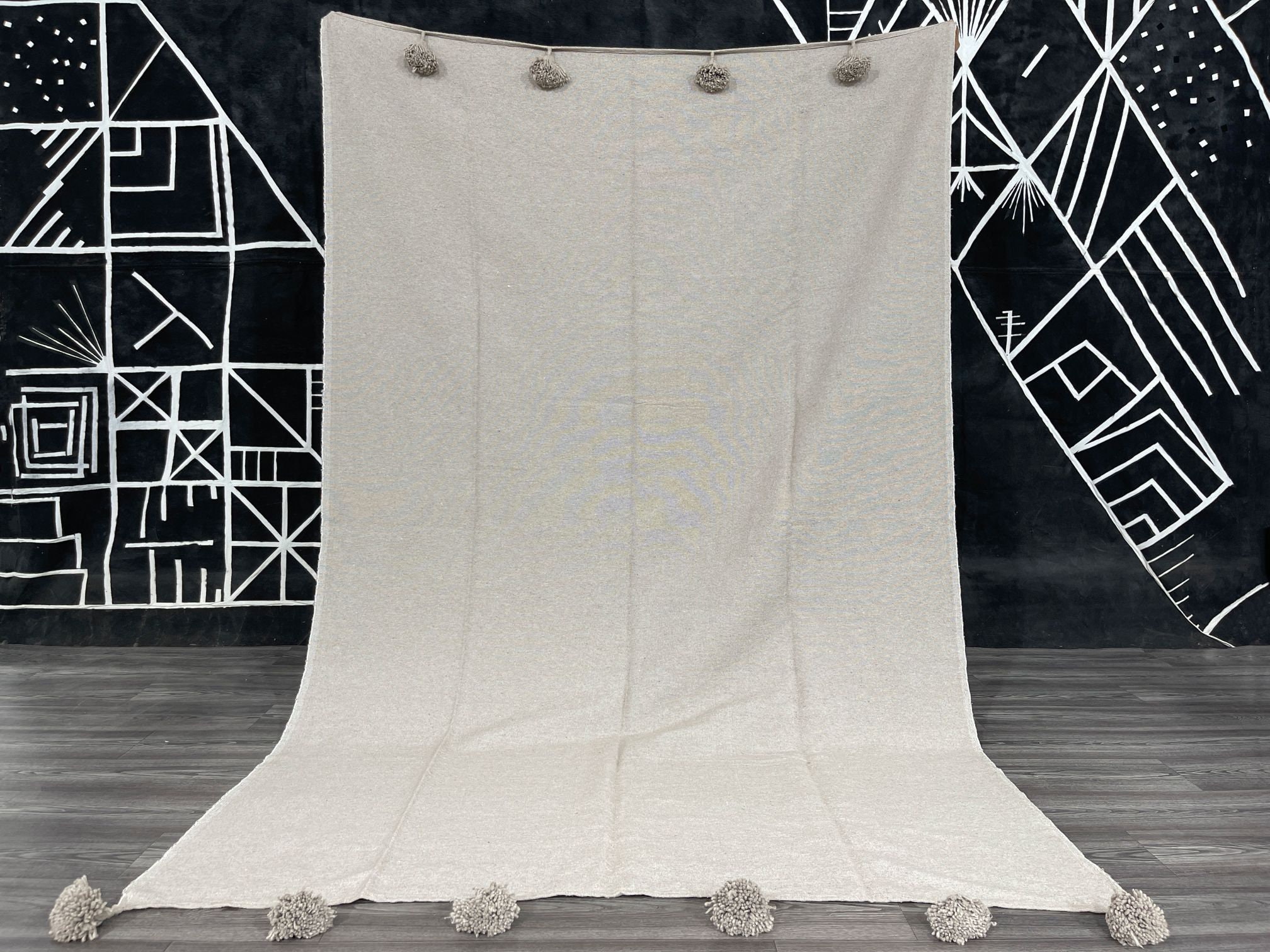 GINAMUSE Camel Pom Pom Überwurfdecke – 127,7 X 152,4 Cm, Aus Mikrofaser, Weich & Leicht, Bauernhaus-Stil