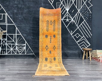 Gorgeous Vintage Beni rug Moroccan handmade Berber runner rug- runner rug- boho rug- wool rug- handmade rug.