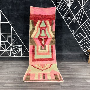 Authentique tapis marocain - Tapis Boujaad vintage - Tapis marocain coloré - Tapis tribal Hallwa - Tapis de couloir.