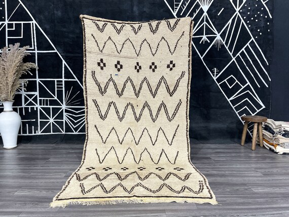 Vintage Moroccan 4x8 FT Rug Unique Wool Handmade motifs Artistic Berber