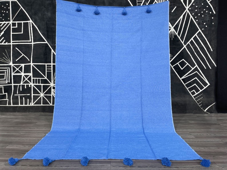 Blue Linen bedspread Natural linen bed cover Linen bed throw in various colors Linen counterpane Stonewashed linen quilt image 1