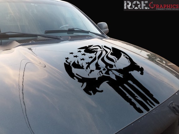 Punisher наклейка на капот
