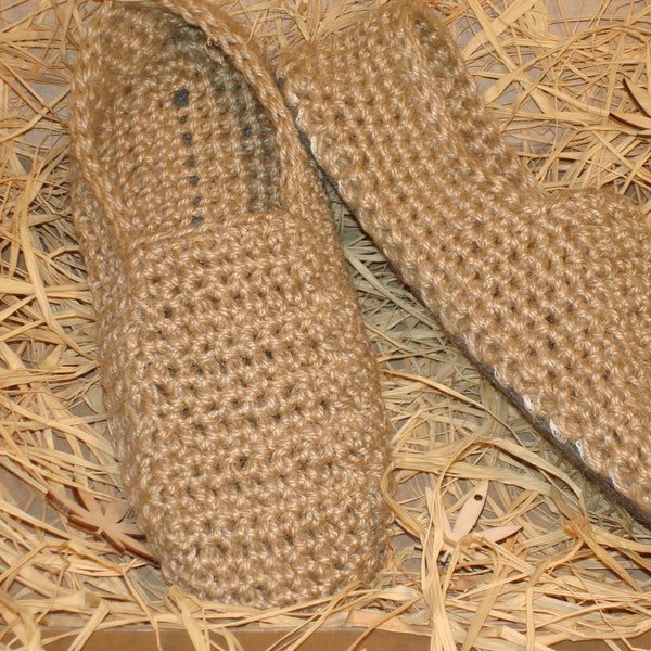 Slippers-socks from natural unpainted 100% hemp/socks-knitted booties eco friendly/natural shoes for home/sole made of felt,insole hemp.