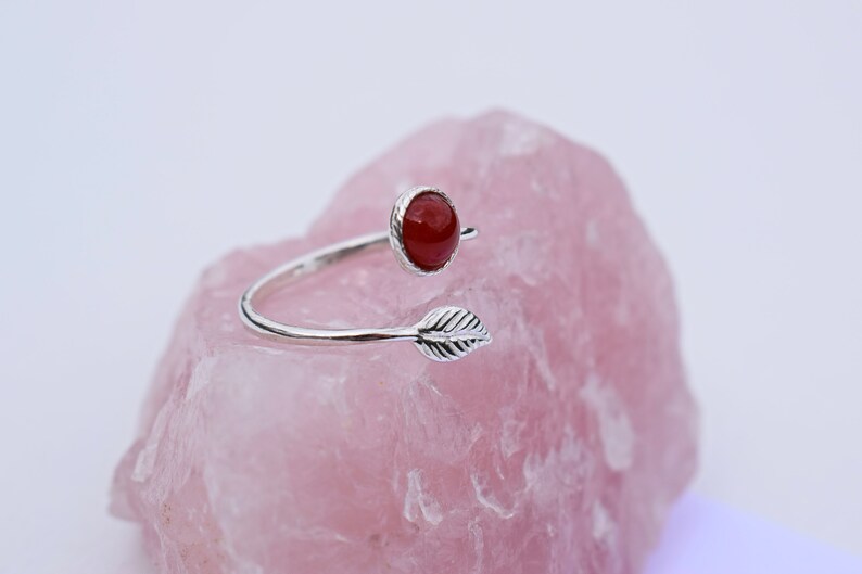 Base chakra Sterling silver Protection Red carnelian Leaf design Healing gift Confidence Love Carnelian Dazzling red carnelian ring