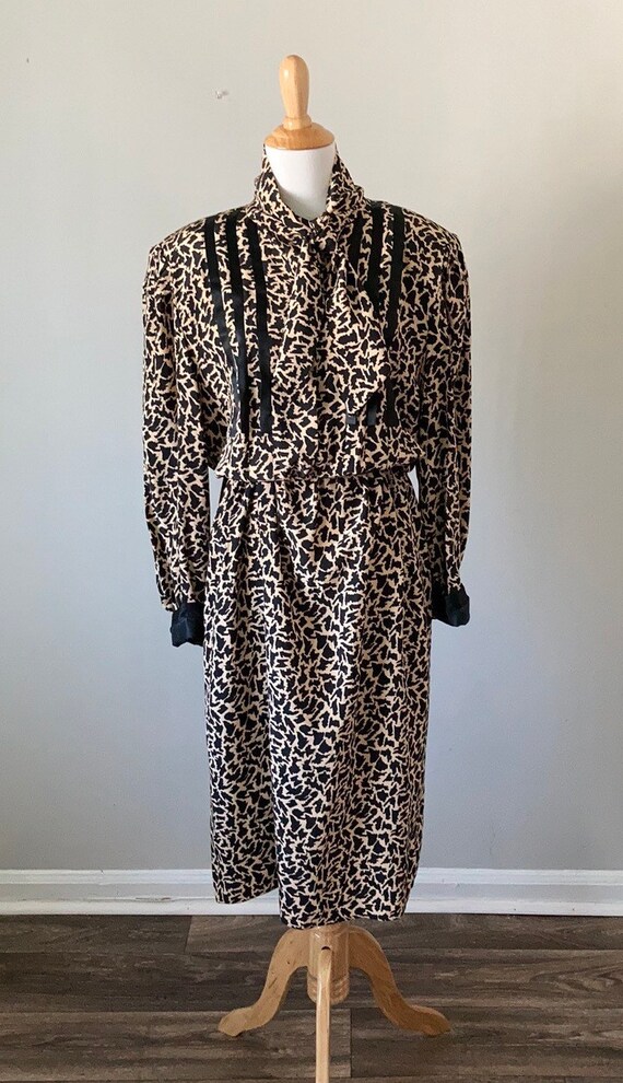 Vintage 80’s Silk Black Gold Graphic Print Dress s