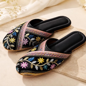 Women's Embroidered Slip On Shoes, Handmade Indian Mule Flats, Floral Ethnic Slippers, Comfortable Boho Wedding Shoes