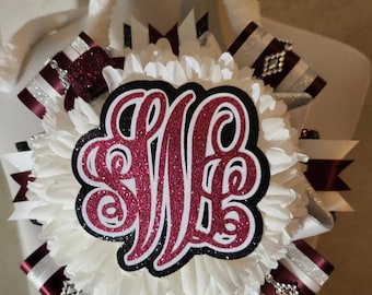 Monogram cutout