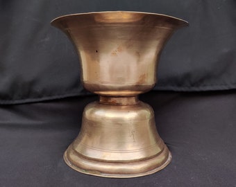 Vintage Brass Spittoon – U.S. Smokeless Tobacco Co. – Mini 4