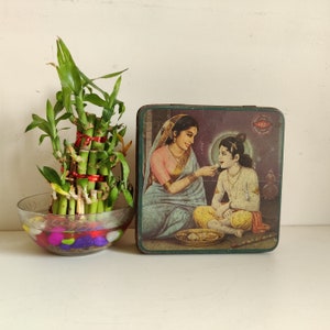 Vintage Royal Frontier Mail Snuff Advertising Tin Box |Vintage Tin Container|Lord Krishna and Mother Yashoda&#39;s Graphics Tin Container TB1559