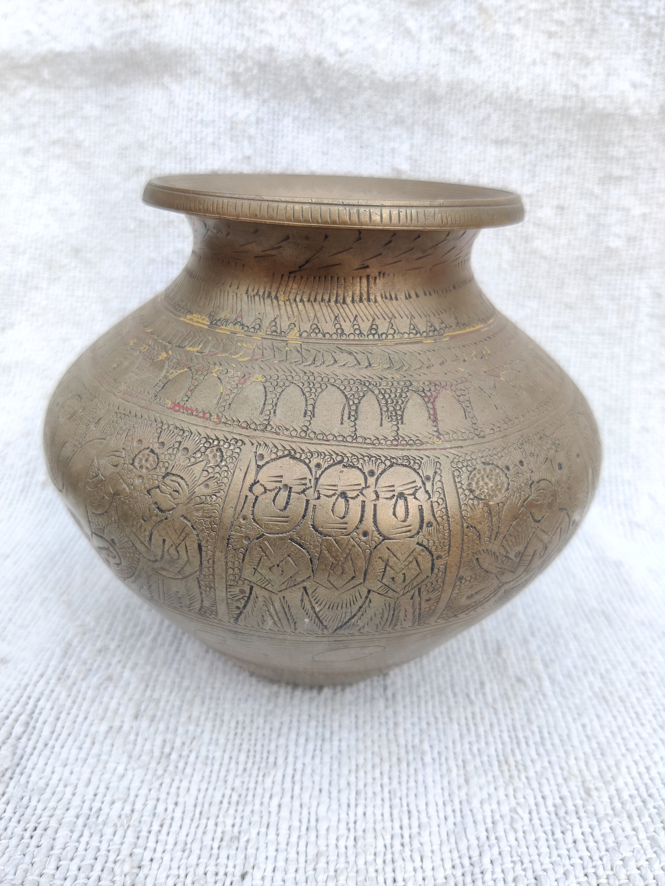 古いウズベキスタン「真鍮製水差」/Water Jug アンティーク真鍮製ヴィシュヌ神ダシャヴァタールの彫刻入り聖水ポット