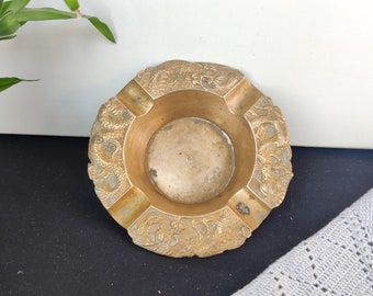 ヴィンテージの真鍮製灰皿。 - Etsy 日本