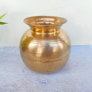 Antique Brass Solid Water Pot | Hand Hammered Solid Rare Water Pot | Kitchenware Utensil | Brass Planter | Antique Brass Kitchenware Z101