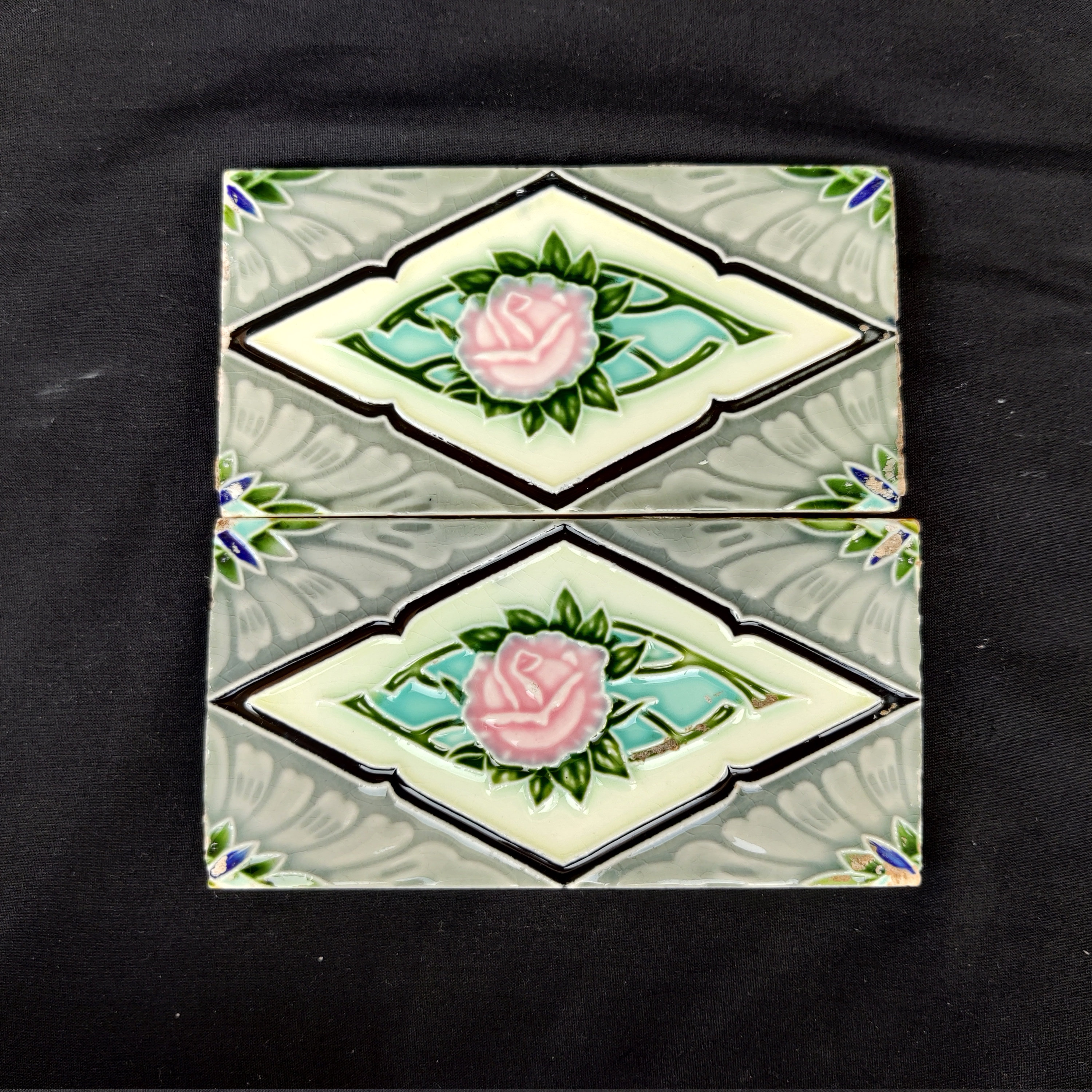Vintage Floral Majolica Art Nouveau Architecture Saji TM Border