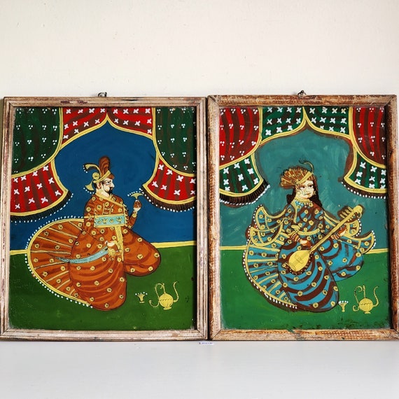 Vintage Painted Wood Pot From Kullu - Ca 1950's Vintage Painted Wood Pot From Kullu - Ca 1950's