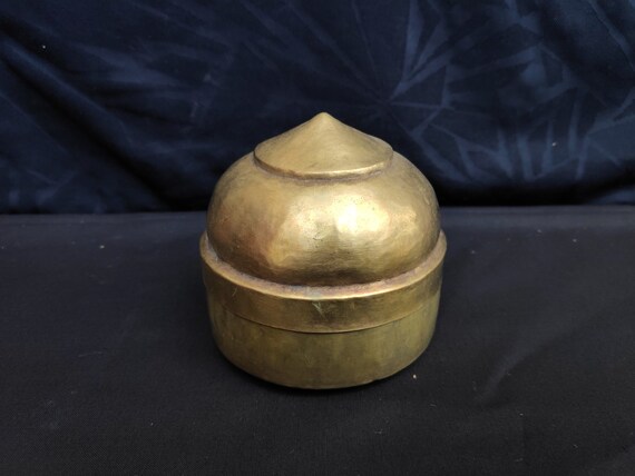 Antique Brass Dome Shaped Jewellery Box Snuff Box Nut Box Powder