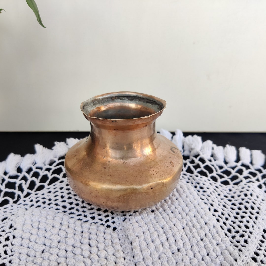 Antique Brass Ghee Vessel/vintage Oil Utensil/unique Shaped Utensil