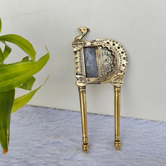 Vintage Brass Car Betel Nut Box - Ca 1940's Vintage Brass Car Betel Nut Box - Ca 1940's