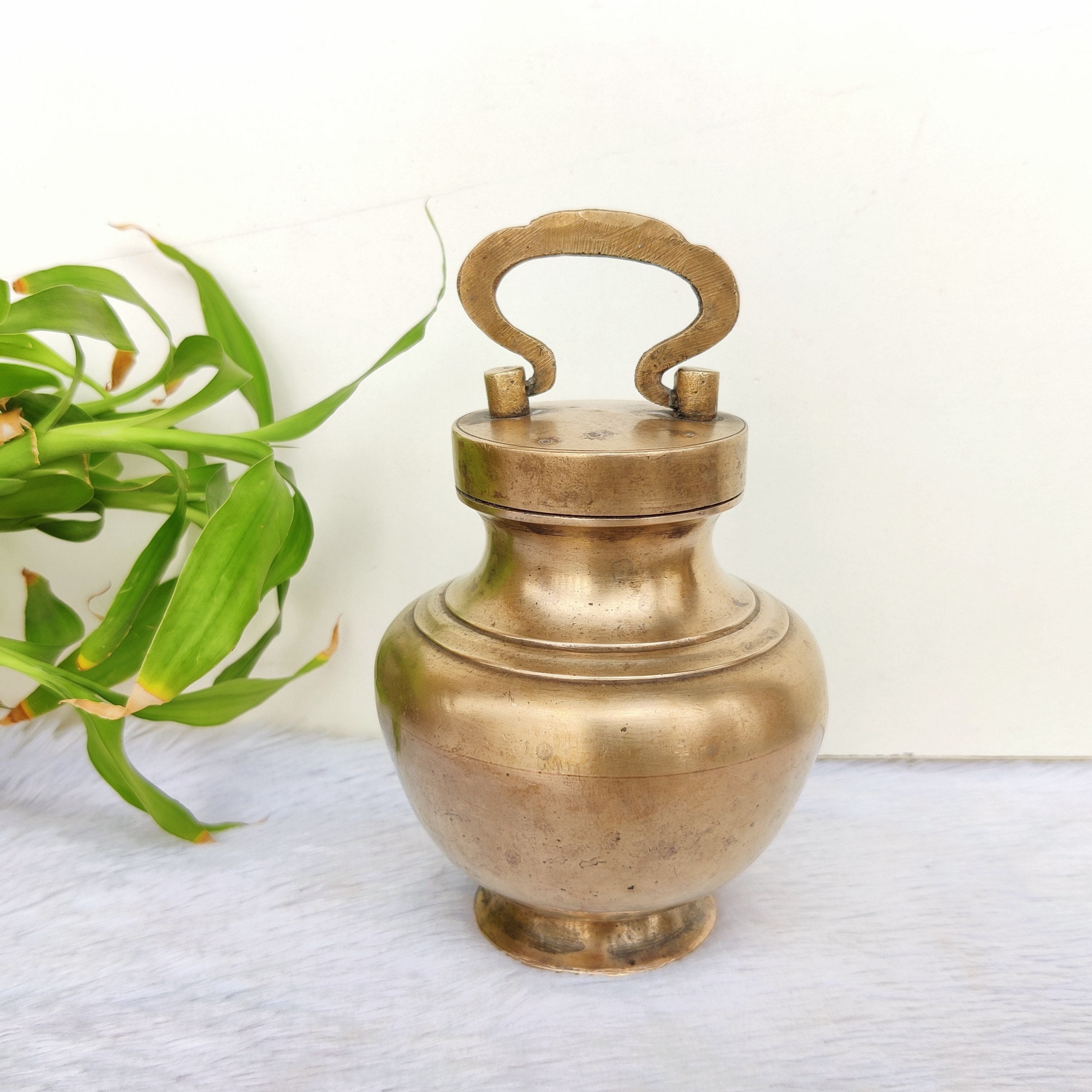Collectible Rare Vintage Large Brass Beverage Dispenser With Spout