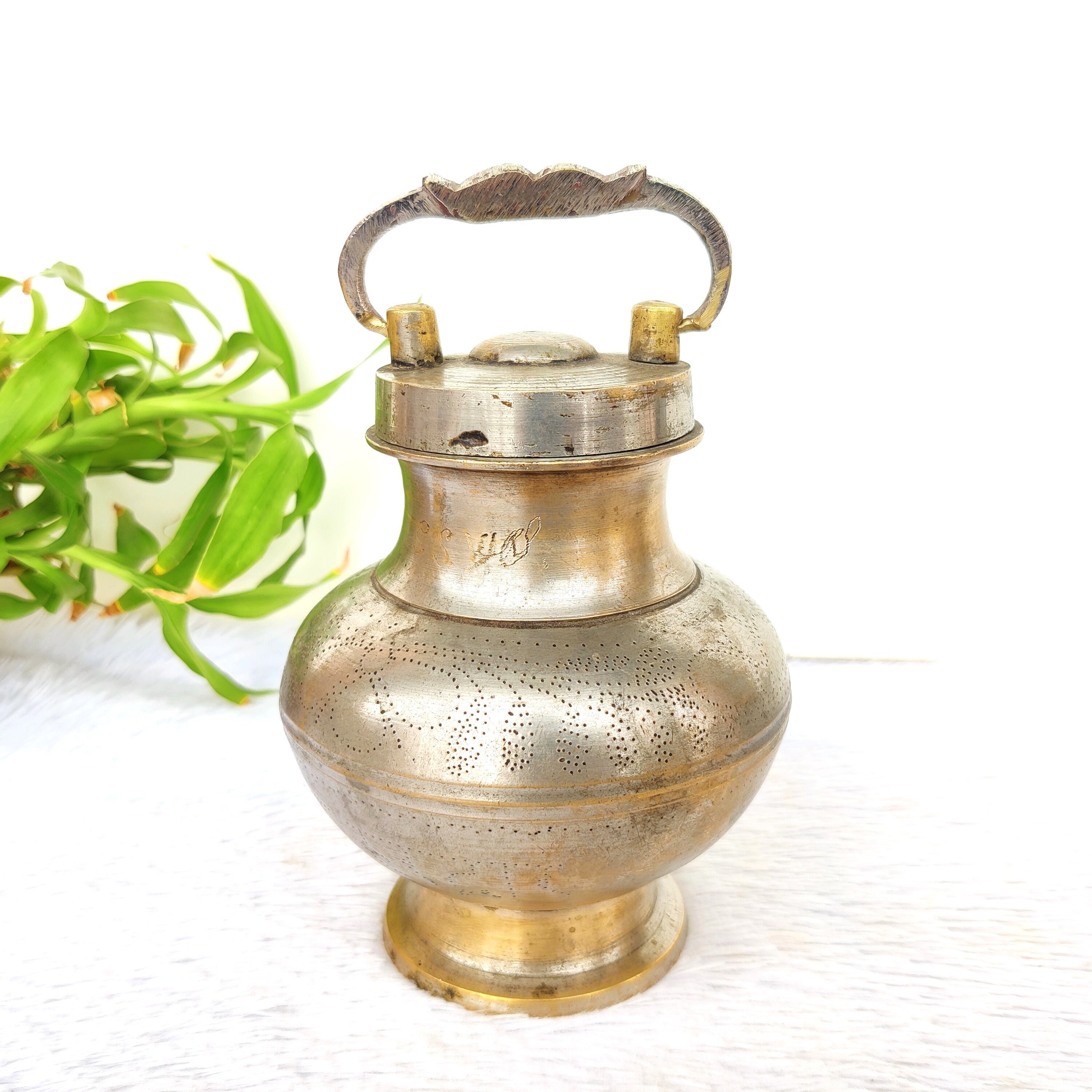 Buy KG Arts D-407 Actual Vintage Handmade & Chiselled Brass Water