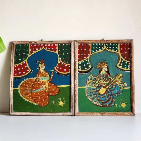 Vintage Painted Wood Pot From Kullu - Ca 1950's Vintage Painted Wood Pot From Kullu - Ca 1950's