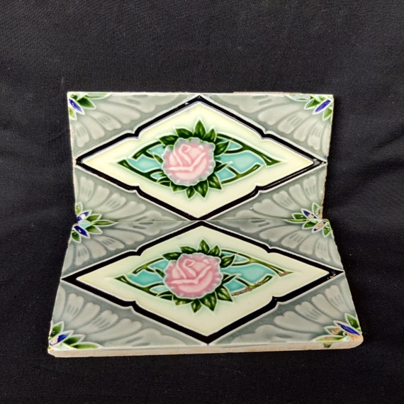 Vintage Floral Majolica Art Nouveau Architecture Saji TM Border
