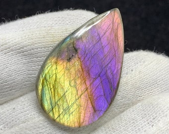 Bellissima pietra preziosa naturale multi fuoco/multi LABRADORITE PERA cabochon di alta qualità sciolta per pendente/gioielli 20x33x3 mm 18 ct