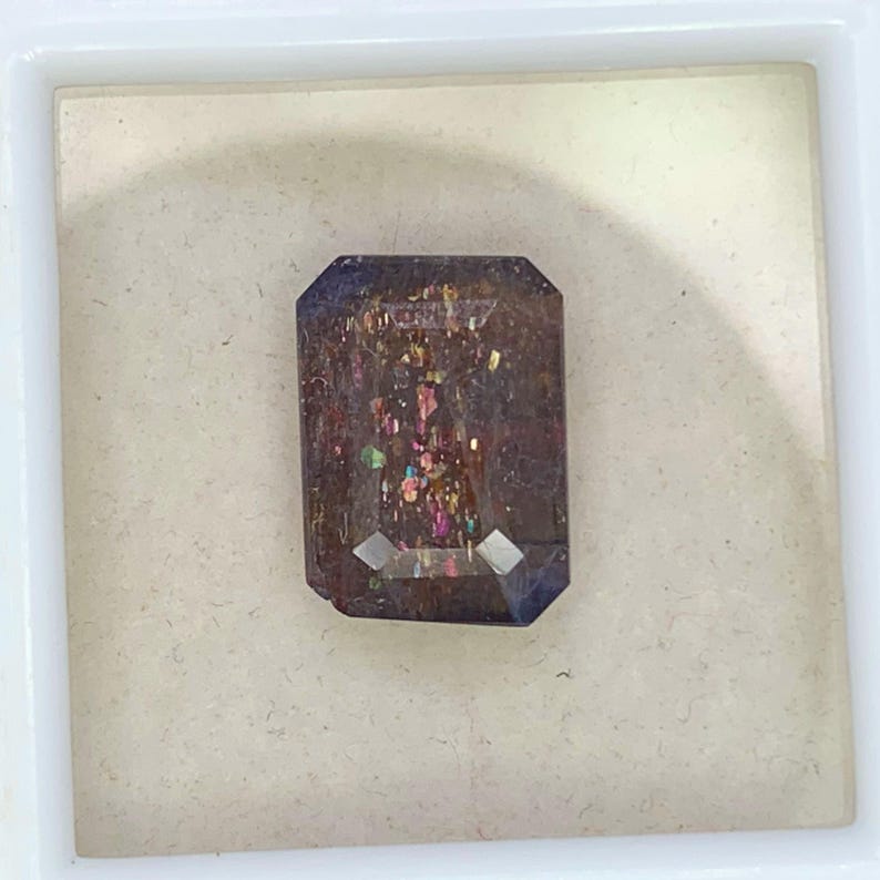 Natural Multi Flakes Bloodshot Iolite Sunstone Faceted Octagon Gemstone 8x11x4.8mm 3 Carats image 3