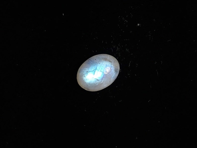 Natural Semiprecious Stone Blue Fire Rainbow Moonstone Smooth Oval Cabochon Loose Gemstone