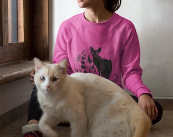 Luna Cat Women's Graphic Sweatshirt