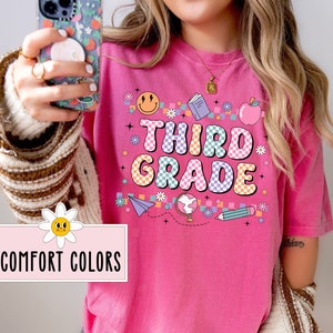 Retro Third Grade Teacher Shirt Comfort Colors 3rd Grade Teacher T-Shirt Back to School TShirt 3rd Grade T Shirt Third Grade Teacher Gift