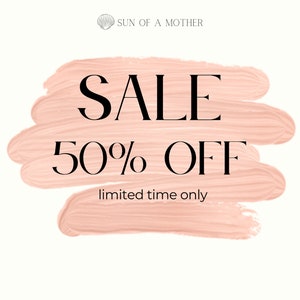 Puede incluir: Un gr&aacute;fico de pinceladas rosas con el texto "SALE 50% OFF" y las palabras "limited time only" debajo.