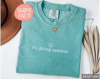 Comfort Colors Summer Shirt Trendy Beach Tee Summer Vacation Shirt Summer TShirt Summer T-Shirt It's Giving Summer T Shirt Seashell Shirt