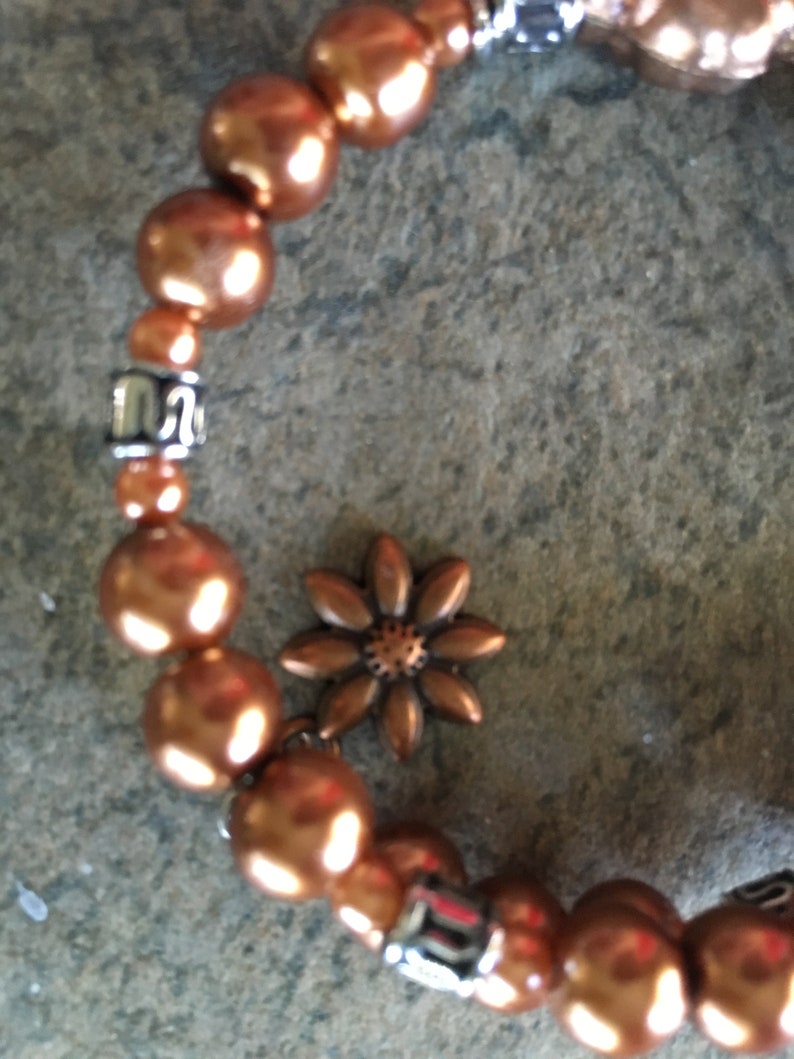 Focal Bead With Chain One Loop Memory Wire Bracelet