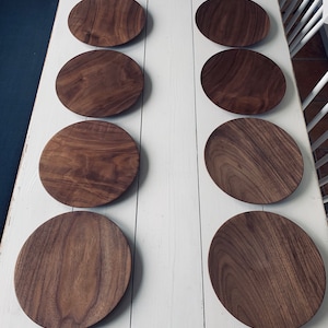 Handturned walnut plate