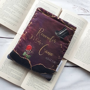 Art booksleeve inspired by Caraval