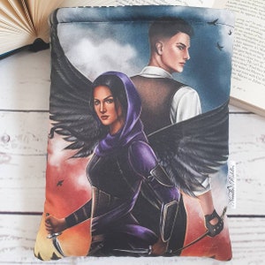 Art booksleeve Inej Ghafa and Kaz Brekker &#39;Six of Crows&#39;
