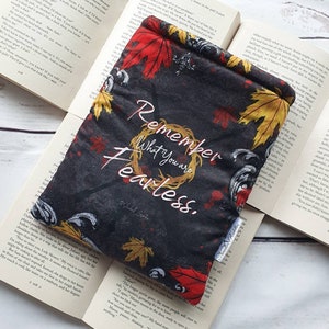 Art booksleeve inspired by The Crown of Gilded Bones / From Blood and Ash