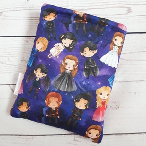 OFFICIALLY LICENSED Book Sleeve with Pocket, Book Jacket, Kindle Sleeve, Bookmark Sleeve, Switch Sleeve The Inner Circle ACOTAR