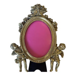Vintage style oval gilded gold gilt cherub putti photograph picture frame wedding gift birthday gift vintage gift