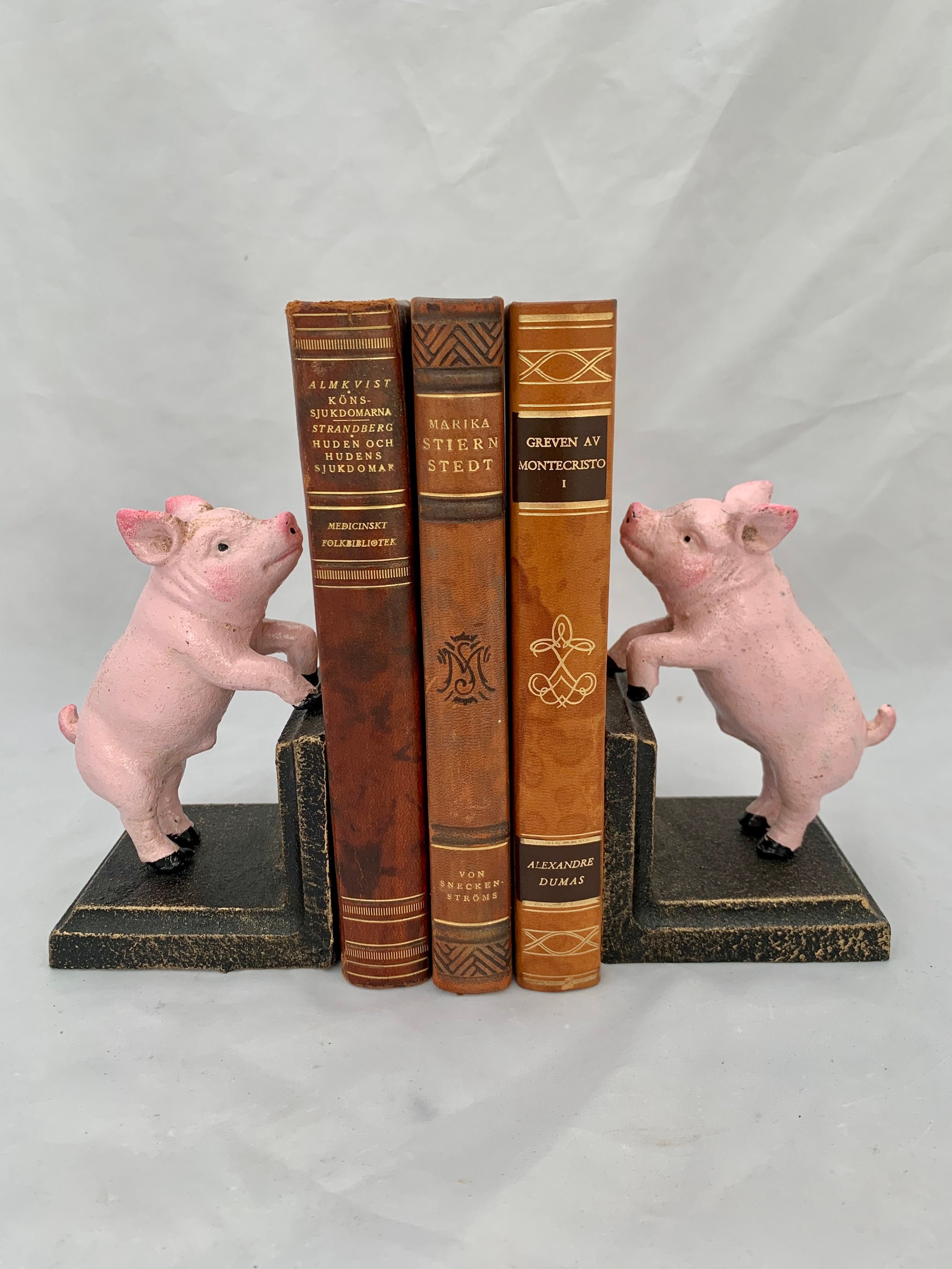 Pair vintage cast iron pig piglet bookends book gift Etsy