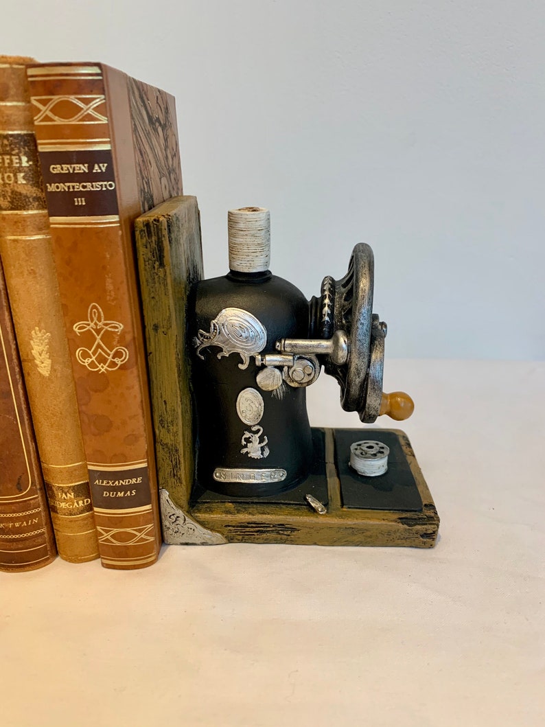 Vintage Style Singer Sewing Machine Bookends Book Tidy Book Etsy