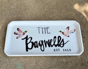 Bandeja decorativa de tamanho médio. É uma bandeja de cerâmica para banheiro, mas também pode ser usada como porta-objetos ou para guardar joias! As opções são infinitas!