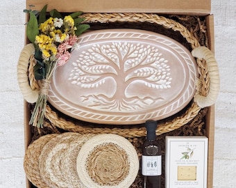 Hygge Gift Box for Her - Oval Terracotta Bread Warmer Basket Set, Olive Oil & Crackers