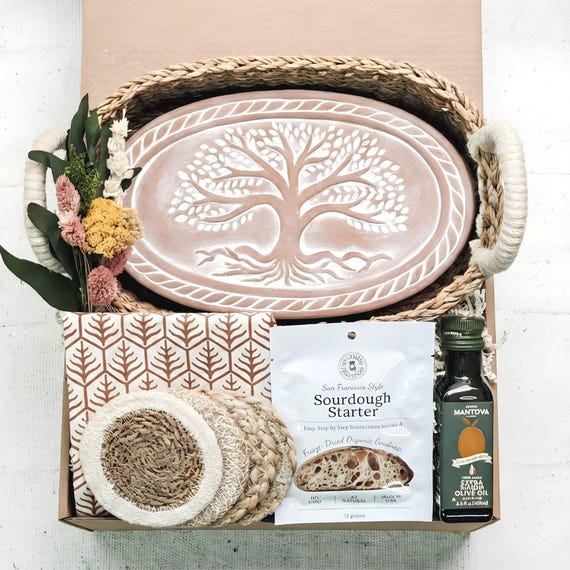 Sourdough Gift Basket for Baker, Terracotta Bread Warmer, Olive Oil & Bread Making Kit