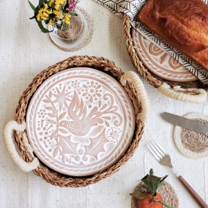 Housewarming Gift Handmade New Home Gift Wedding Gift Newlywed Hostess Gift For Her Bread Warmer Ceramic Warming Stone Basket [Bird Round]