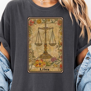 Camiseta gráfica do signo de Libra, camiseta vintage com arte astrológica, blusa com design de horóscopo retrô, presente perfeito para librianos, camiseta celestial