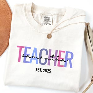 Custom Teacher T-Shirt: Personalized Appreciation Gift