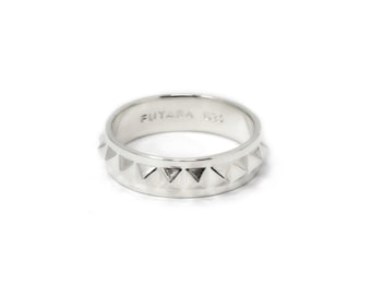 Debbie Medium Wide Ring in Sterling Silver