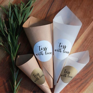 Confetti cones for your wedding confetti, petal confetti, biodegradable confetti cone flower cone