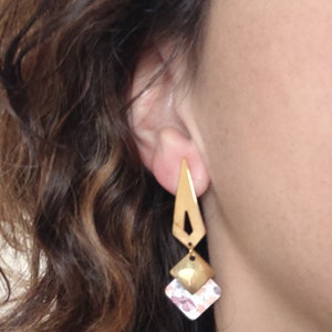 Boucles d'oreilles collection FLOWERS avec cuir imprimé fleuri. image 4